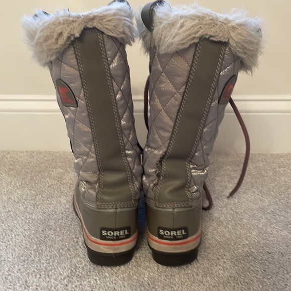 Sorel Boots - Picture 9 of 9